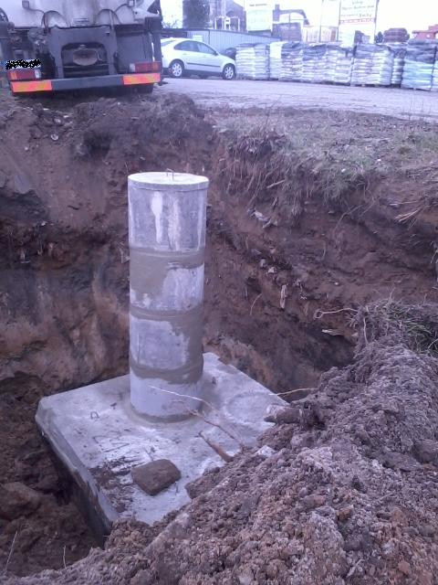 Rozładunek i montaż zbiornika